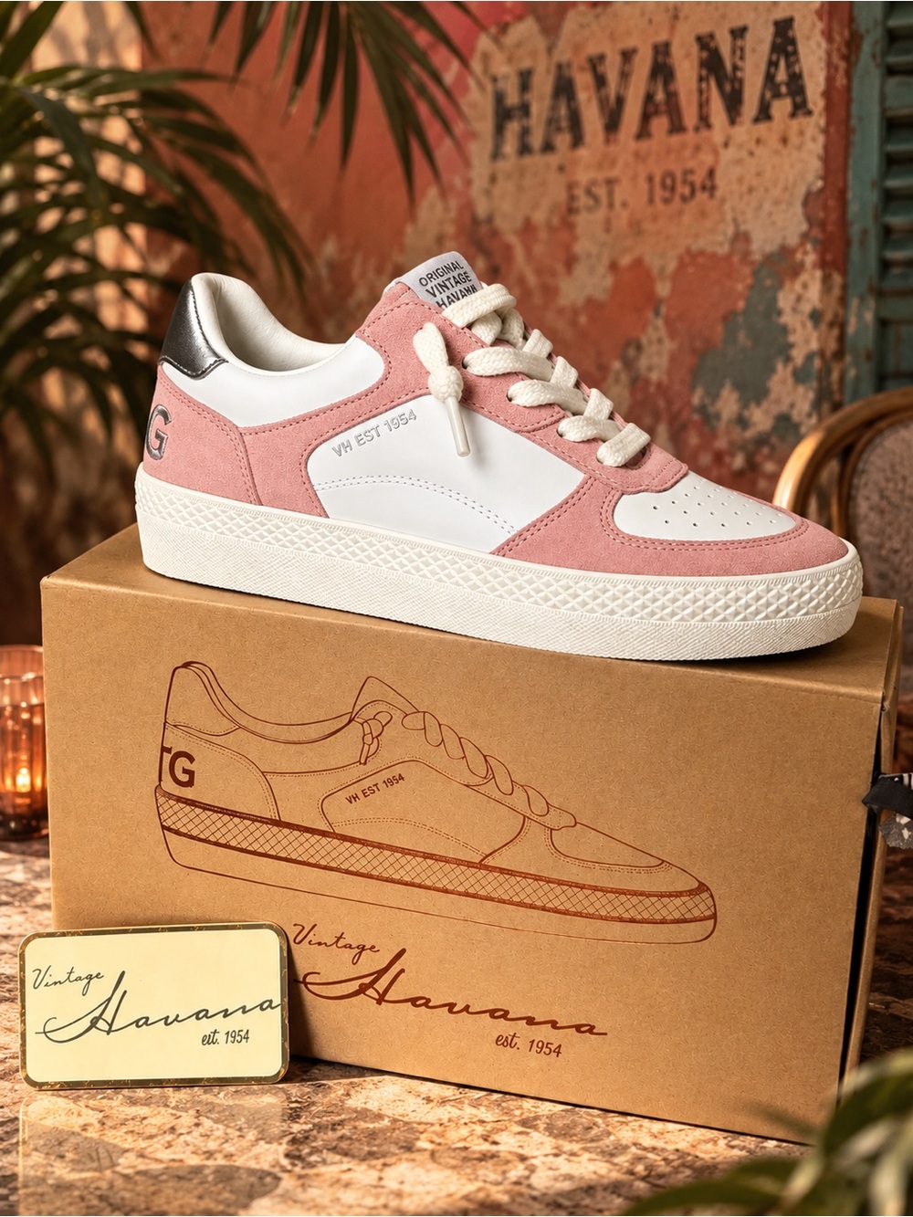 Vintage Havana- Fast White Soft Pink Women’s Size 8 NIB-